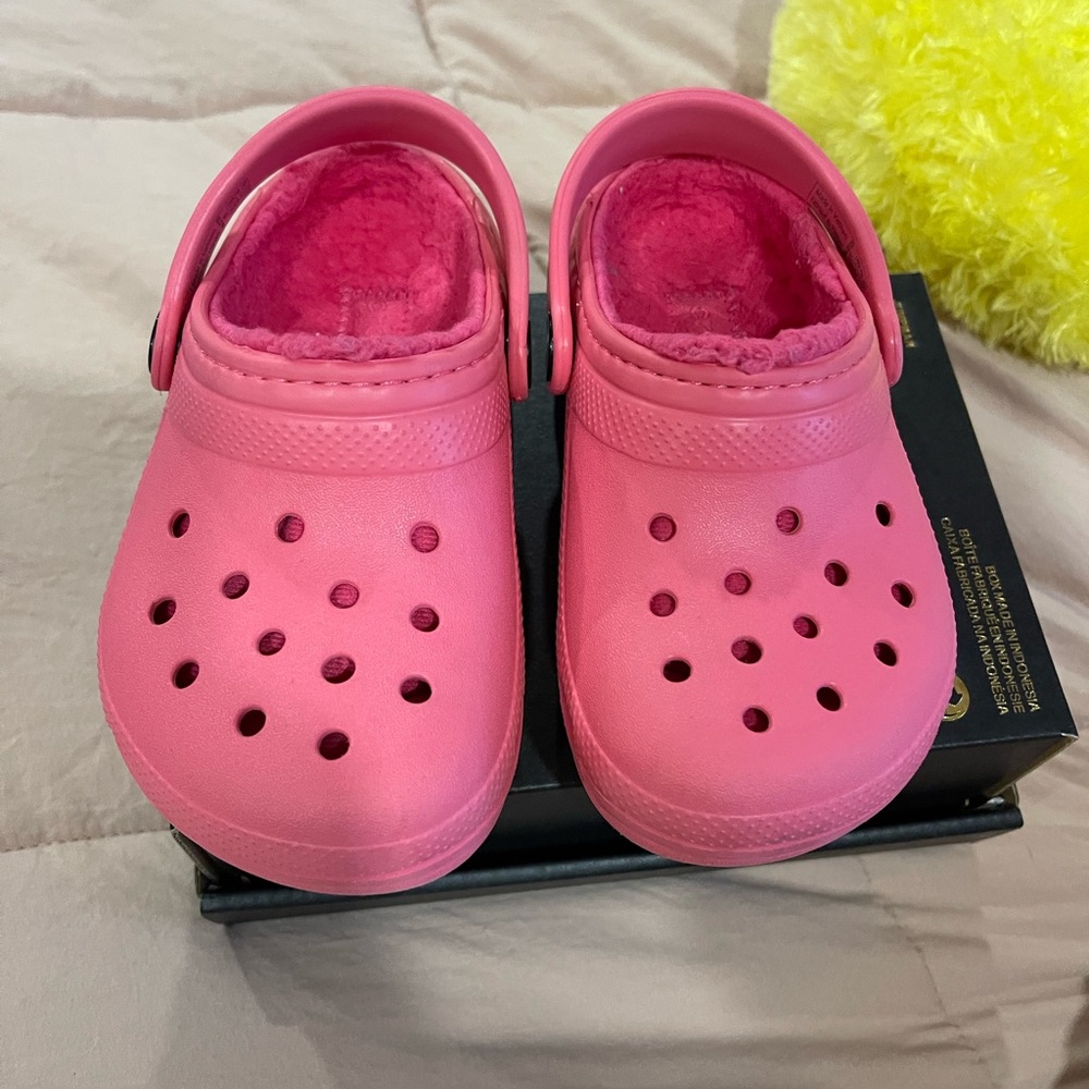 Kids Pink Fleece Lined Clogs
